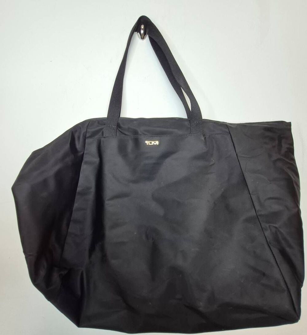 Tumi Voyager tote - Picture 4 of 10
